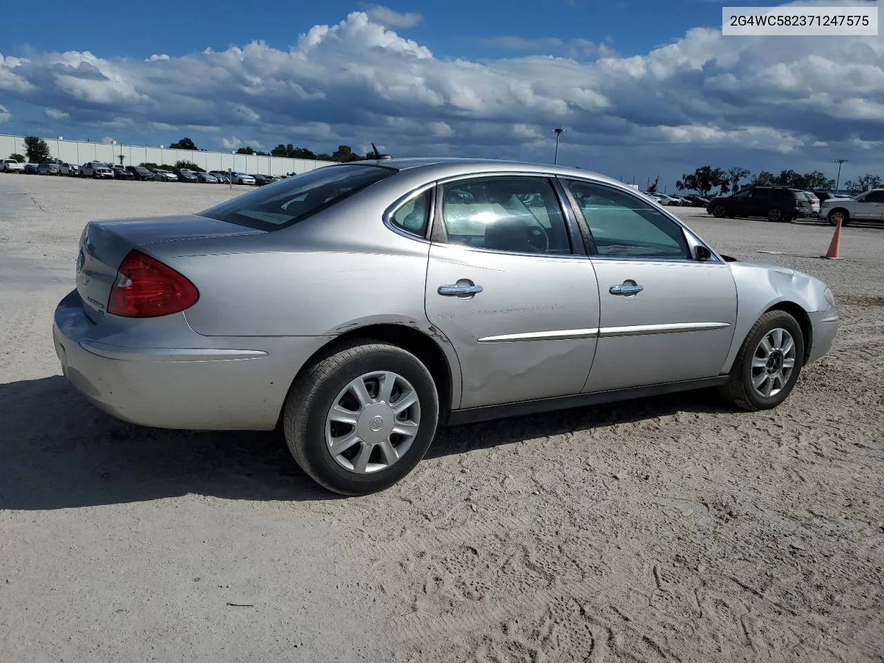 2007 Buick Lacrosse Cx VIN: 2G4WC582371247575 Lot: 72899514