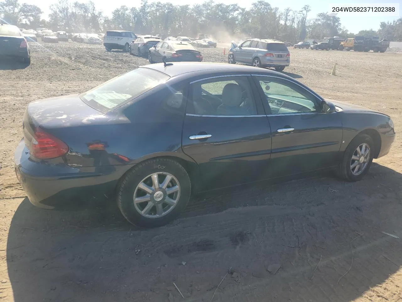 2007 Buick Lacrosse Cxl VIN: 2G4WD582371202388 Lot: 75114184