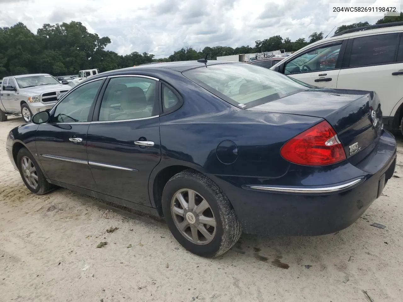 2009 Buick Lacrosse Cx VIN: 2G4WC582691198472 Lot: 70769554