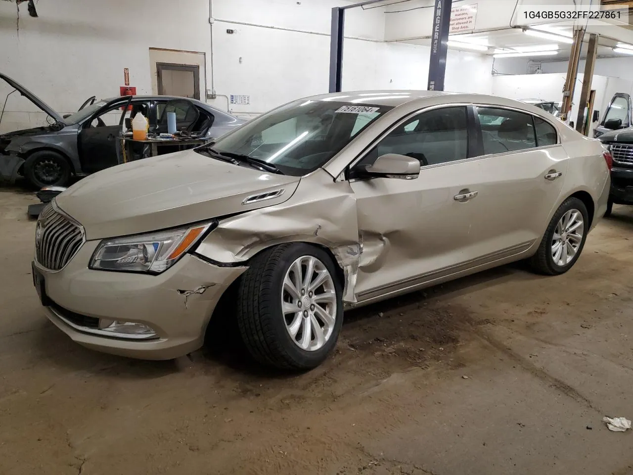 2015 Buick Lacrosse VIN: 1G4GB5G32FF227861 Lot: 75161064