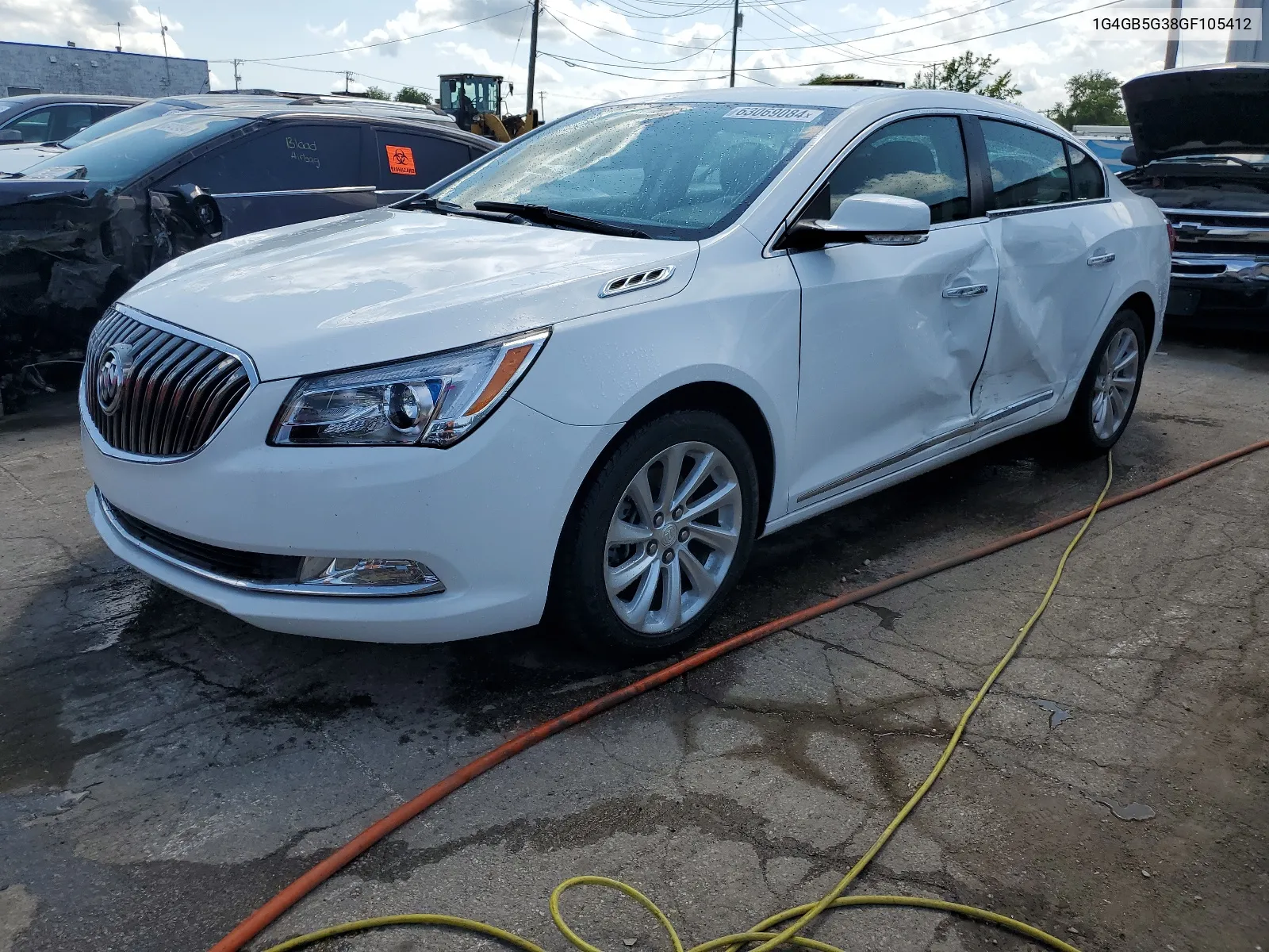 1G4GB5G38GF105412 2016 Buick Lacrosse