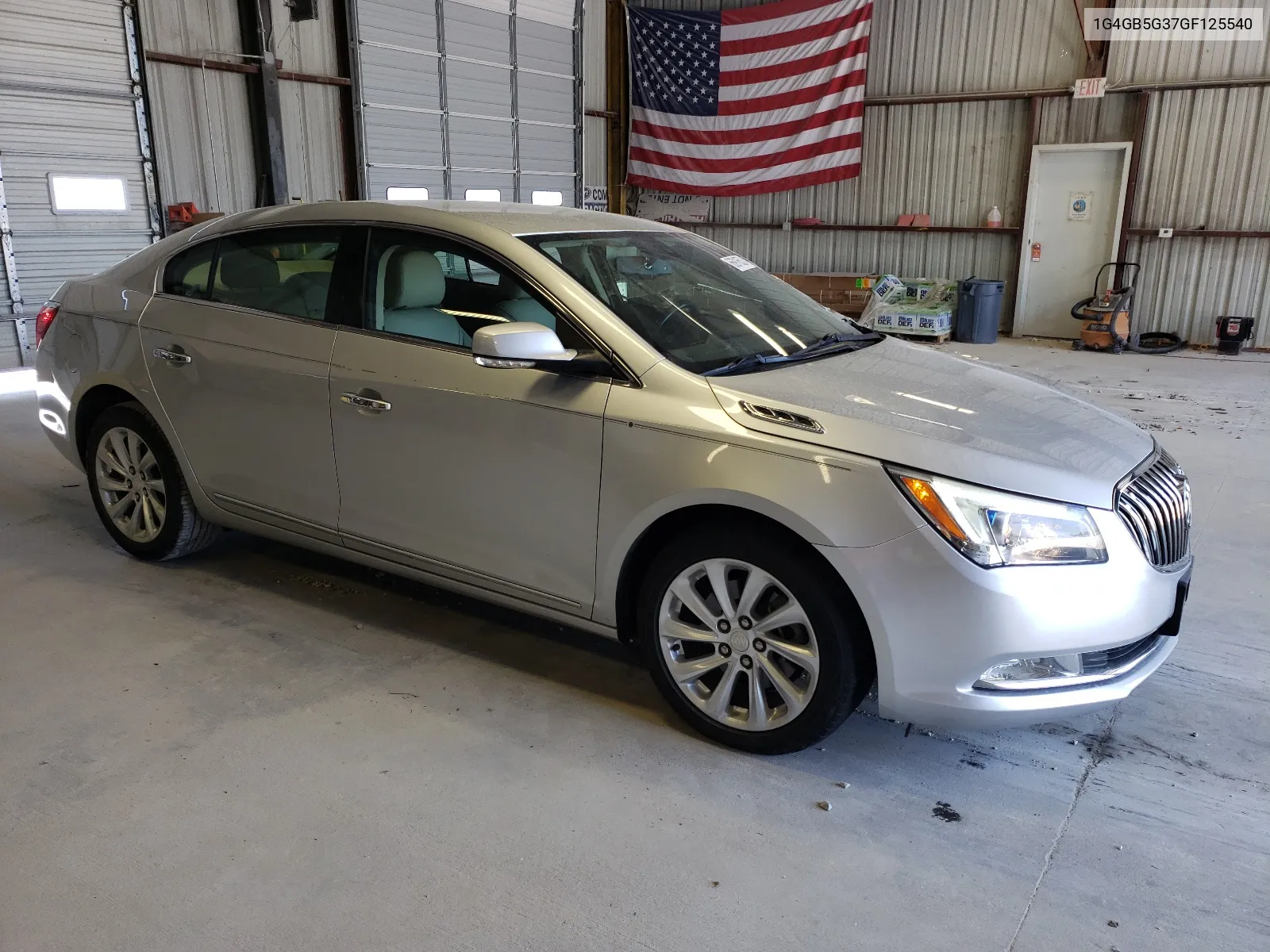 1G4GB5G37GF125540 2016 Buick Lacrosse