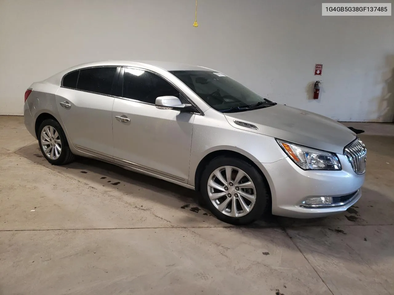 1G4GB5G38GF137485 2016 Buick Lacrosse