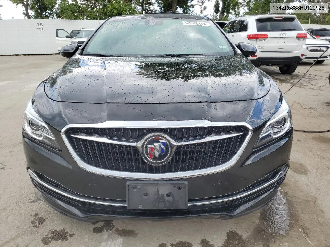 1G4ZR5SS8HU120928 2017 Buick Lacrosse Premium