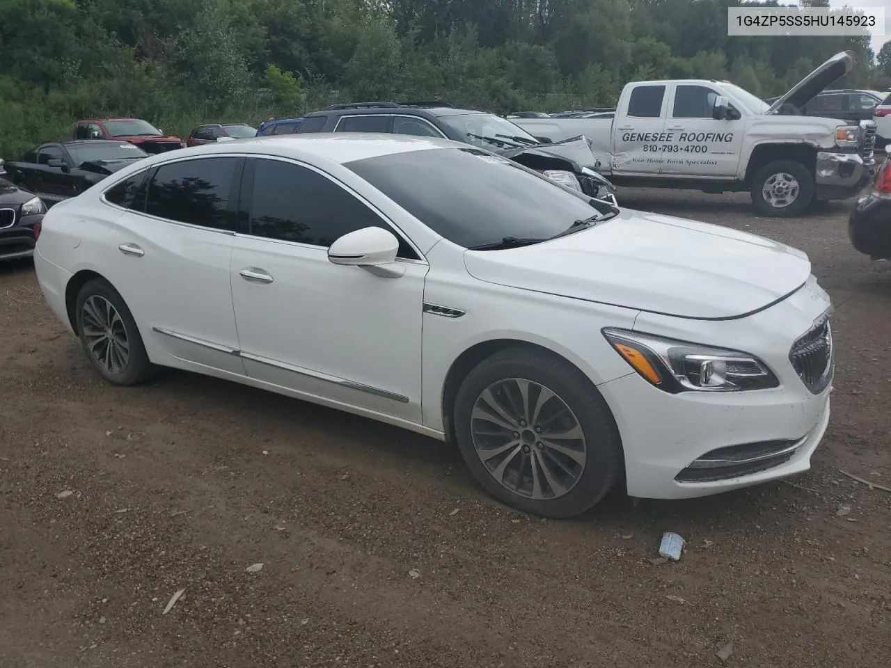 1G4ZP5SS5HU145923 2017 Buick Lacrosse Essence