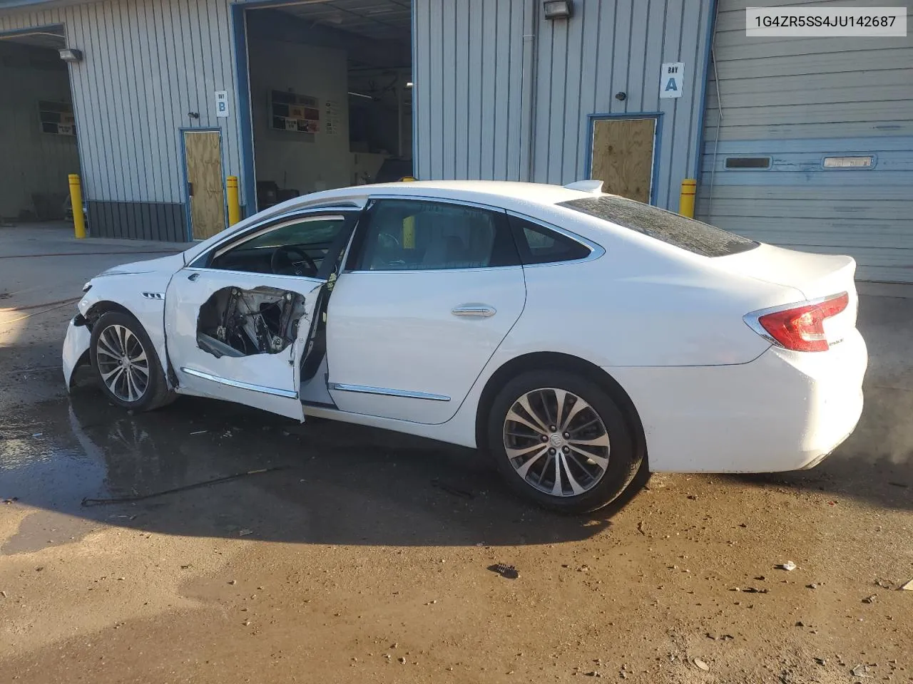 2018 Buick Lacrosse Premium VIN: 1G4ZR5SS4JU142687 Lot: 75629864