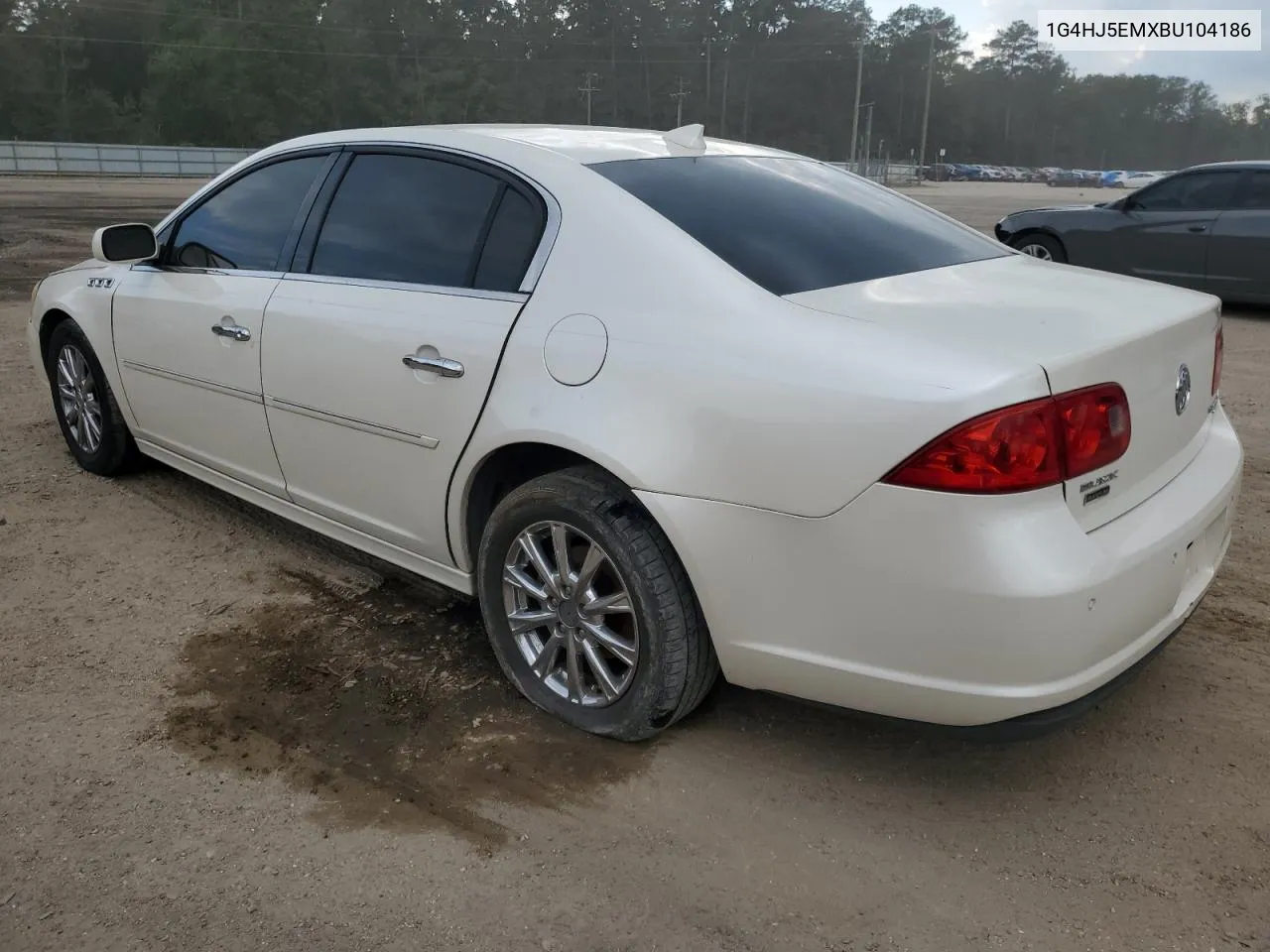 1G4HJ5EMXBU104186 2011 Buick Lucerne Cxl