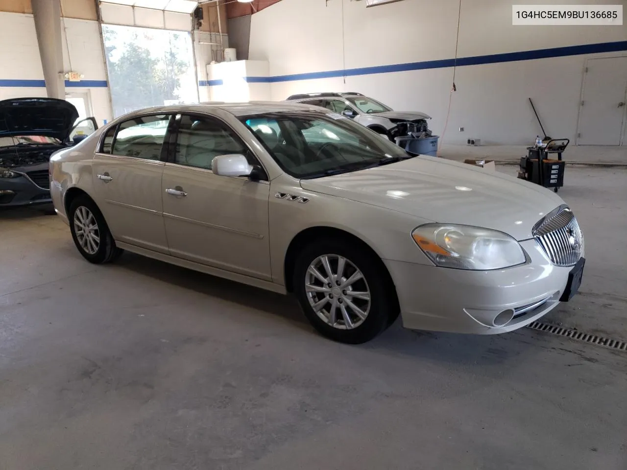 2011 Buick Lucerne Cxl VIN: 1G4HC5EM9BU136685 Lot: 75937524