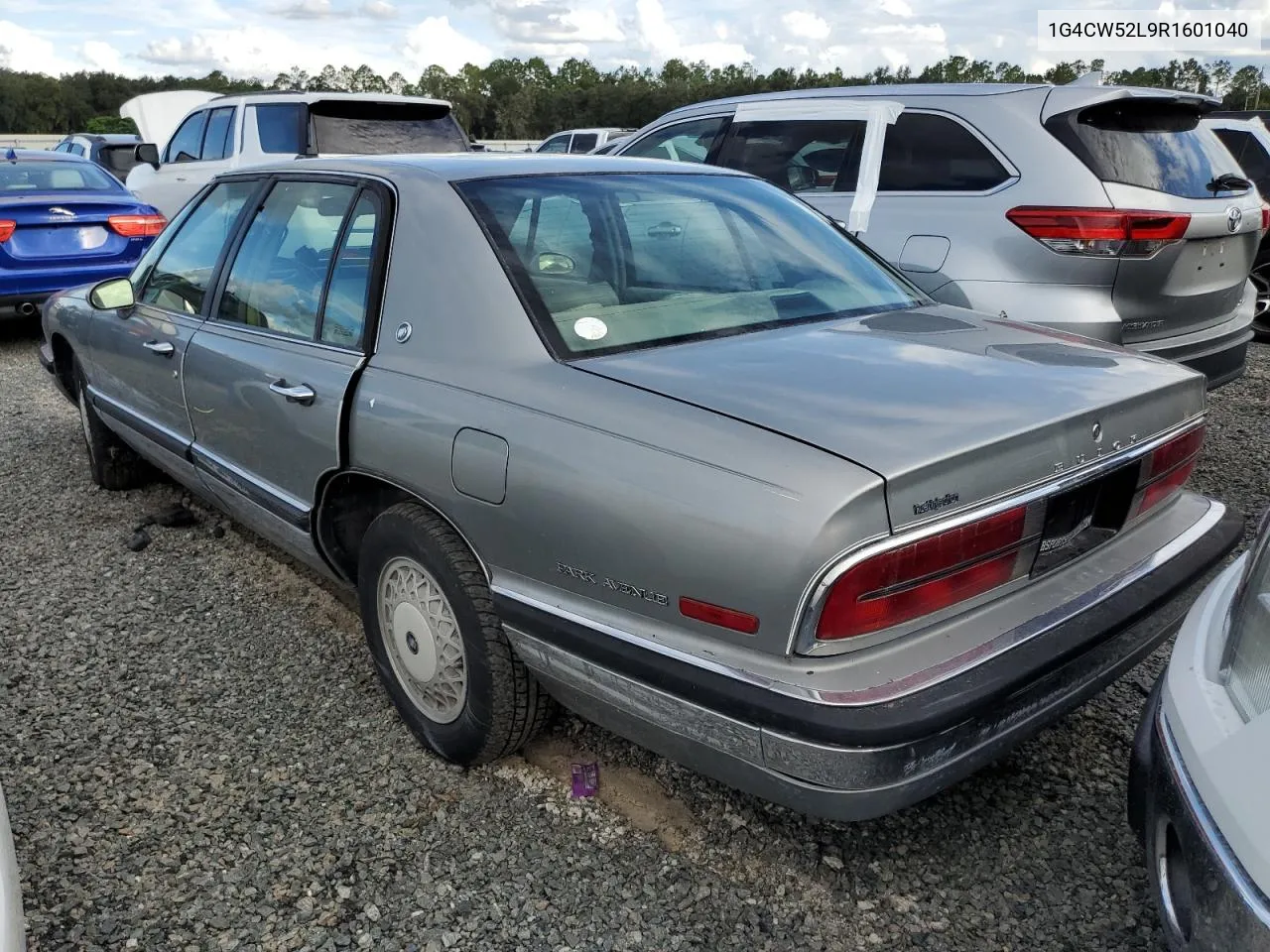 1G4CW52L9R1601040 1994 Buick Park Avenue