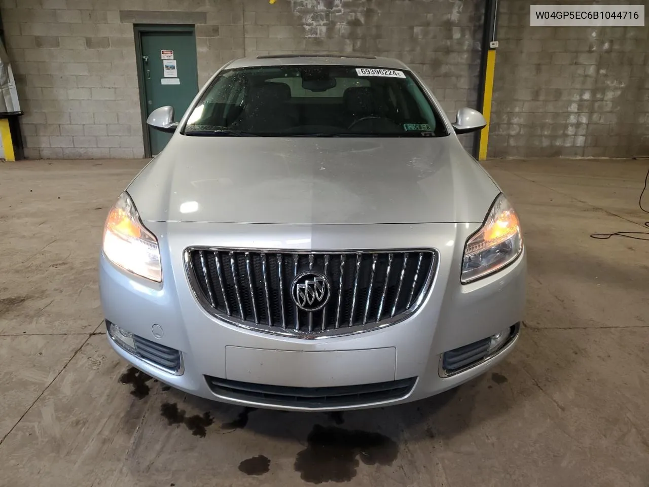 W04GP5EC6B1044716 2011 Buick Regal Cxl