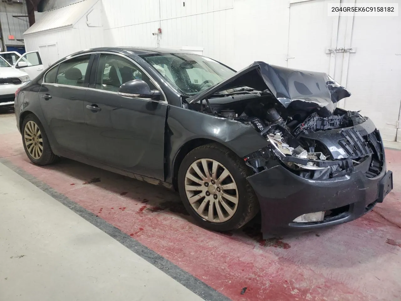 2G4GR5EK6C9158182 2012 Buick Regal