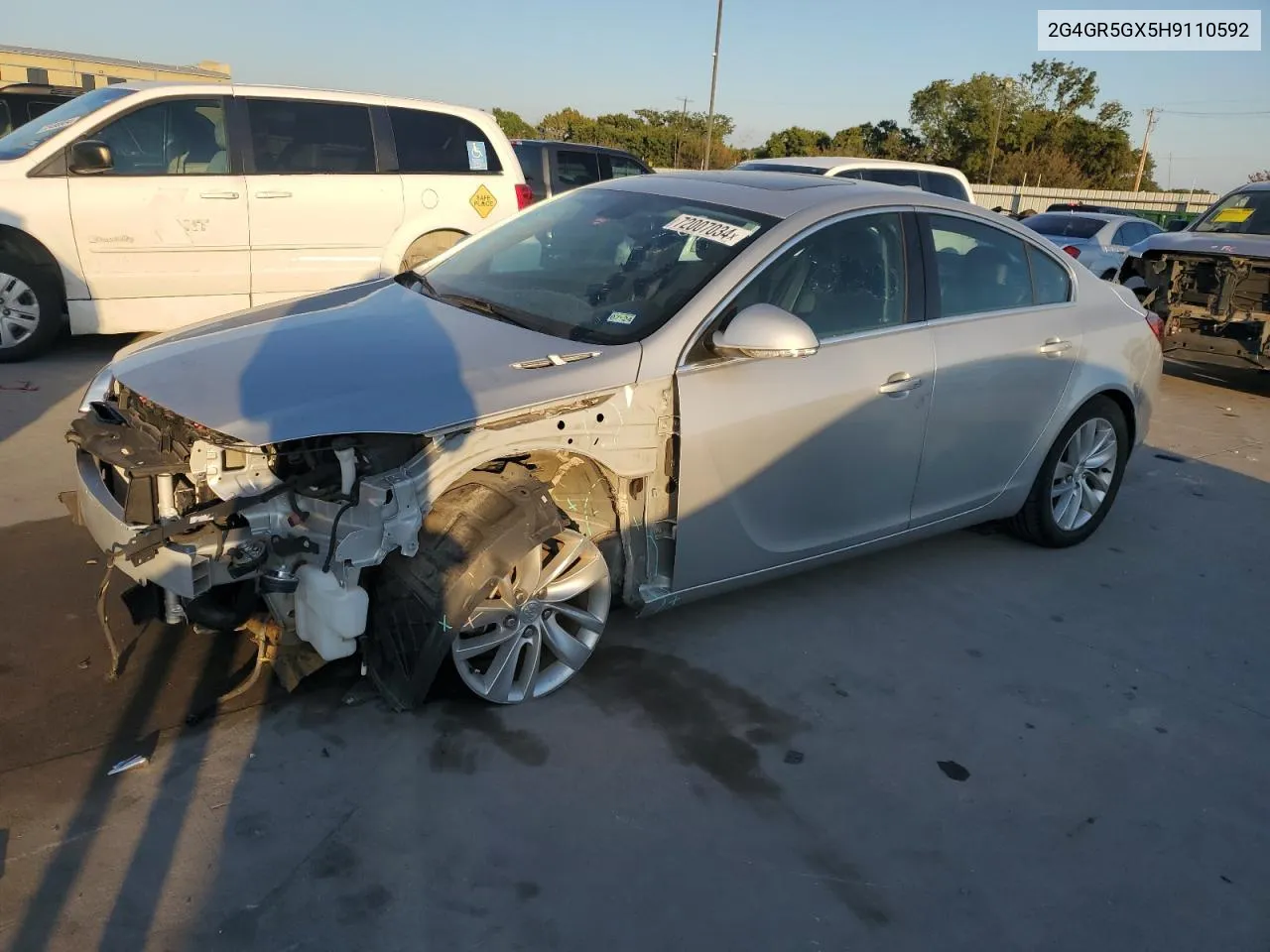 2G4GR5GX5H9110592 2017 Buick Regal Premium