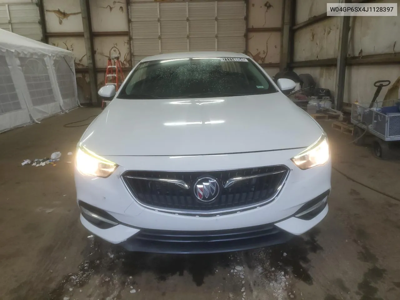 2018 Buick Regal Essence VIN: W04GP6SX4J1128397 Lot: 71114804