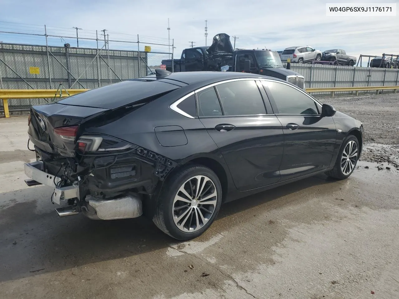 2018 Buick Regal Essence VIN: W04GP6SX9J1176171 Lot: 78517874