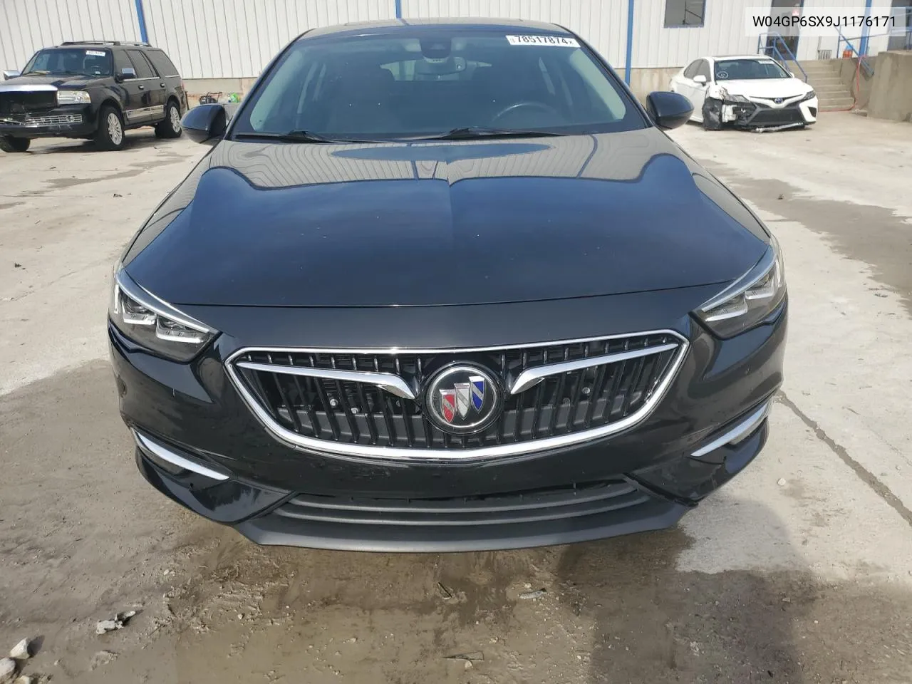 2018 Buick Regal Essence VIN: W04GP6SX9J1176171 Lot: 78517874