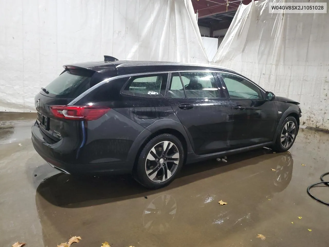 2018 Buick Regal Tourx Essence VIN: W04GV8SX2J1051028 Lot: 78924614