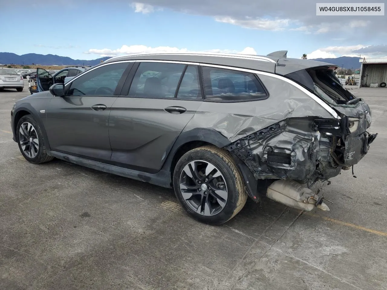 2018 Buick Regal Tourx Preferred VIN: W04GU8SX8J1058455 Lot: 81315674