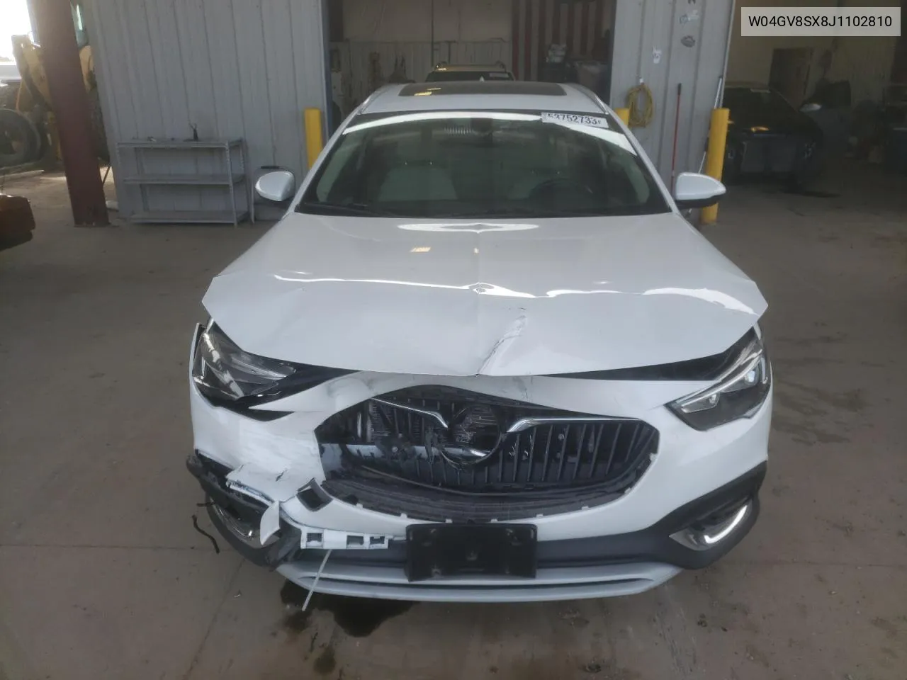 W04GV8SX8J1102810 2019 Buick Regal Tourx Essence