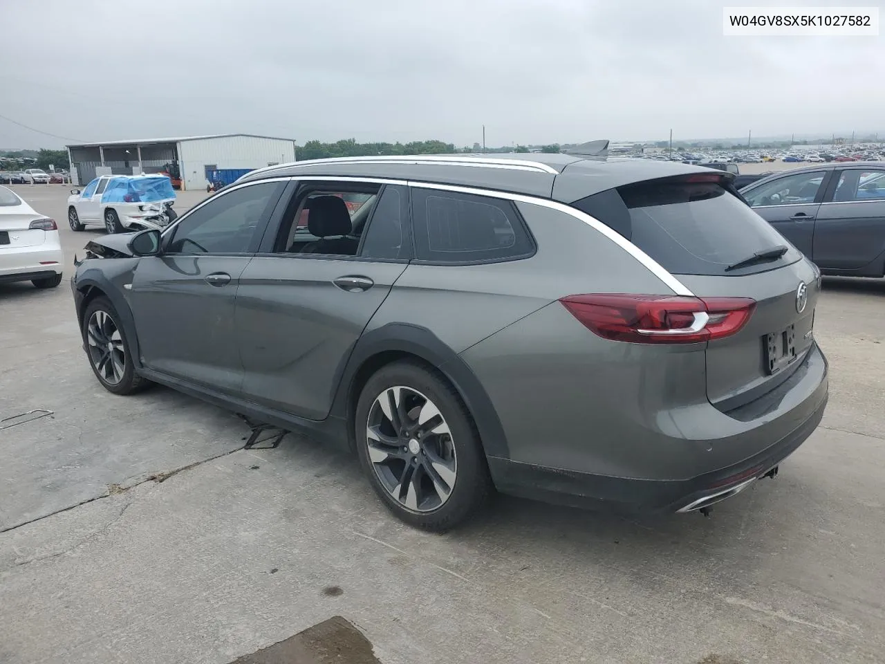 2019 Buick Regal Tourx Essence VIN: W04GV8SX5K1027582 Lot: 56067334