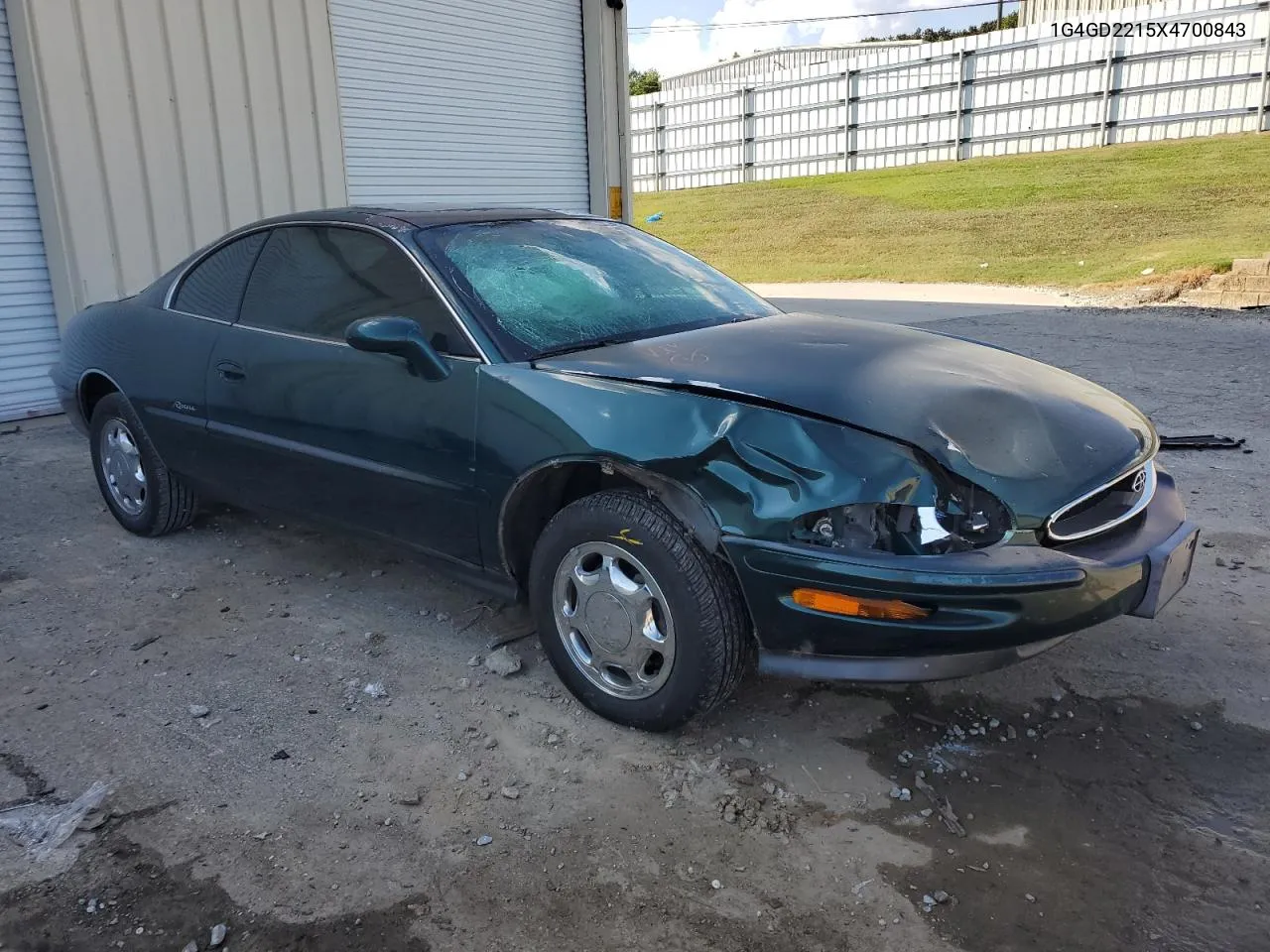 1G4GD2215X4700843 1999 Buick Riviera