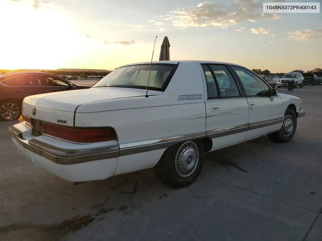 1993 Buick Roadmaster VIN: 1G4BN5372PR400143 Lot: 75928874