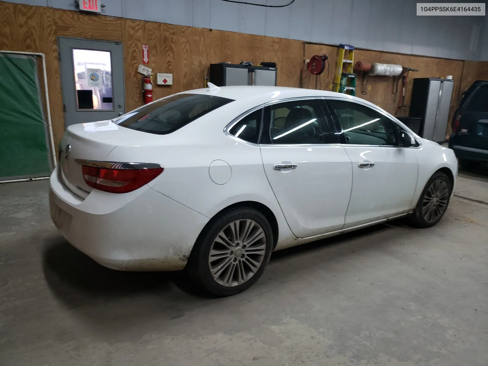 1G4PP5SK6E4164435 2014 Buick Verano