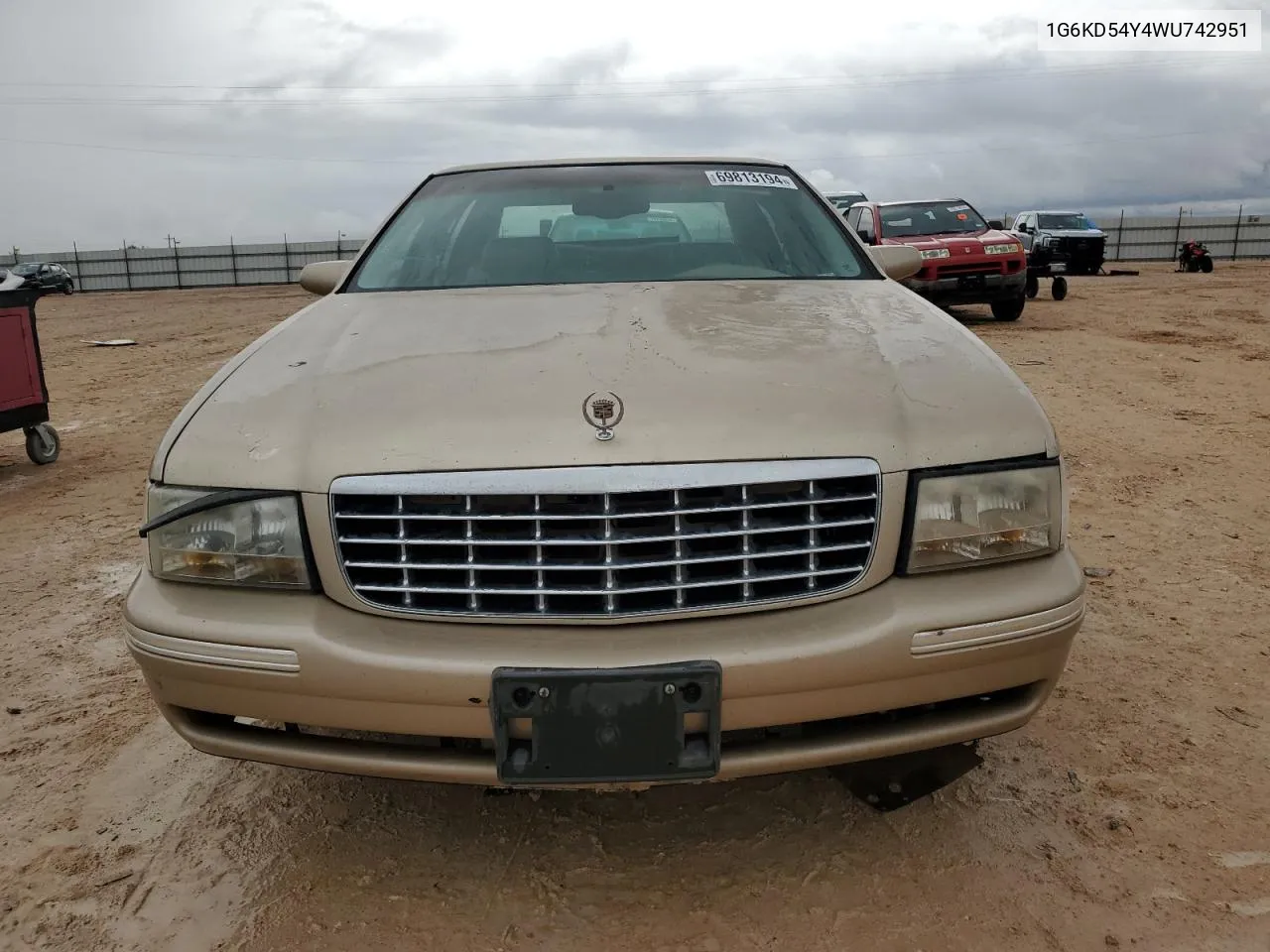 1G6KD54Y4WU742951 1998 Cadillac Deville