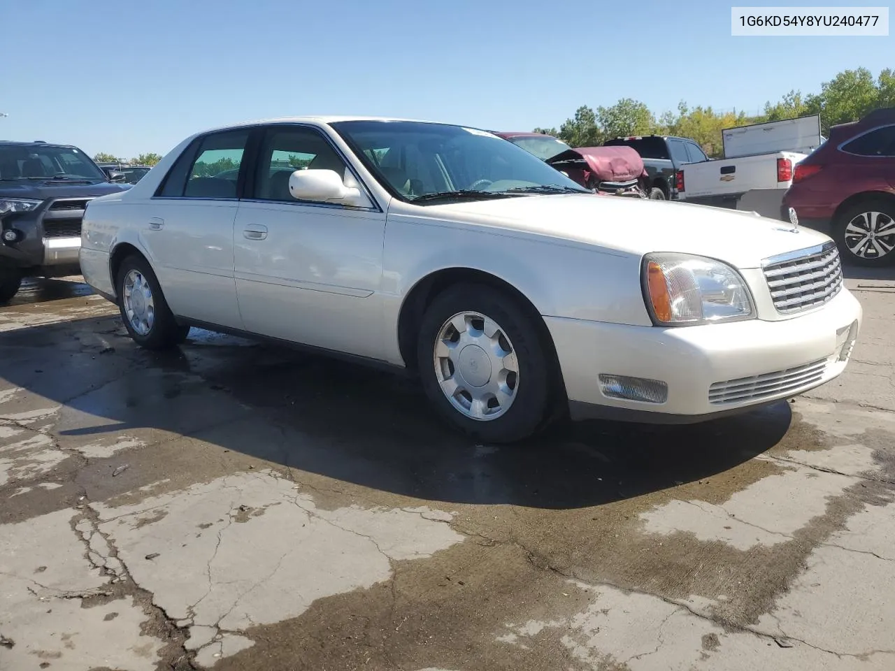 2000 Cadillac Deville VIN: 1G6KD54Y8YU240477 Lot: 72443434