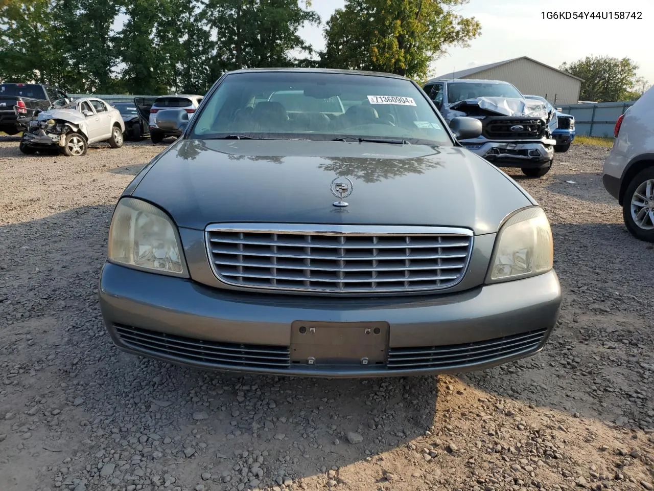 1G6KD54Y44U158742 2004 Cadillac Deville