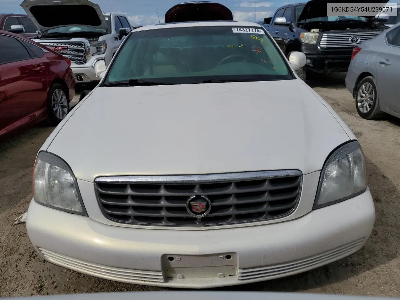 2004 Cadillac Deville VIN: 1G6KD54Y54U239071 Lot: 74327274