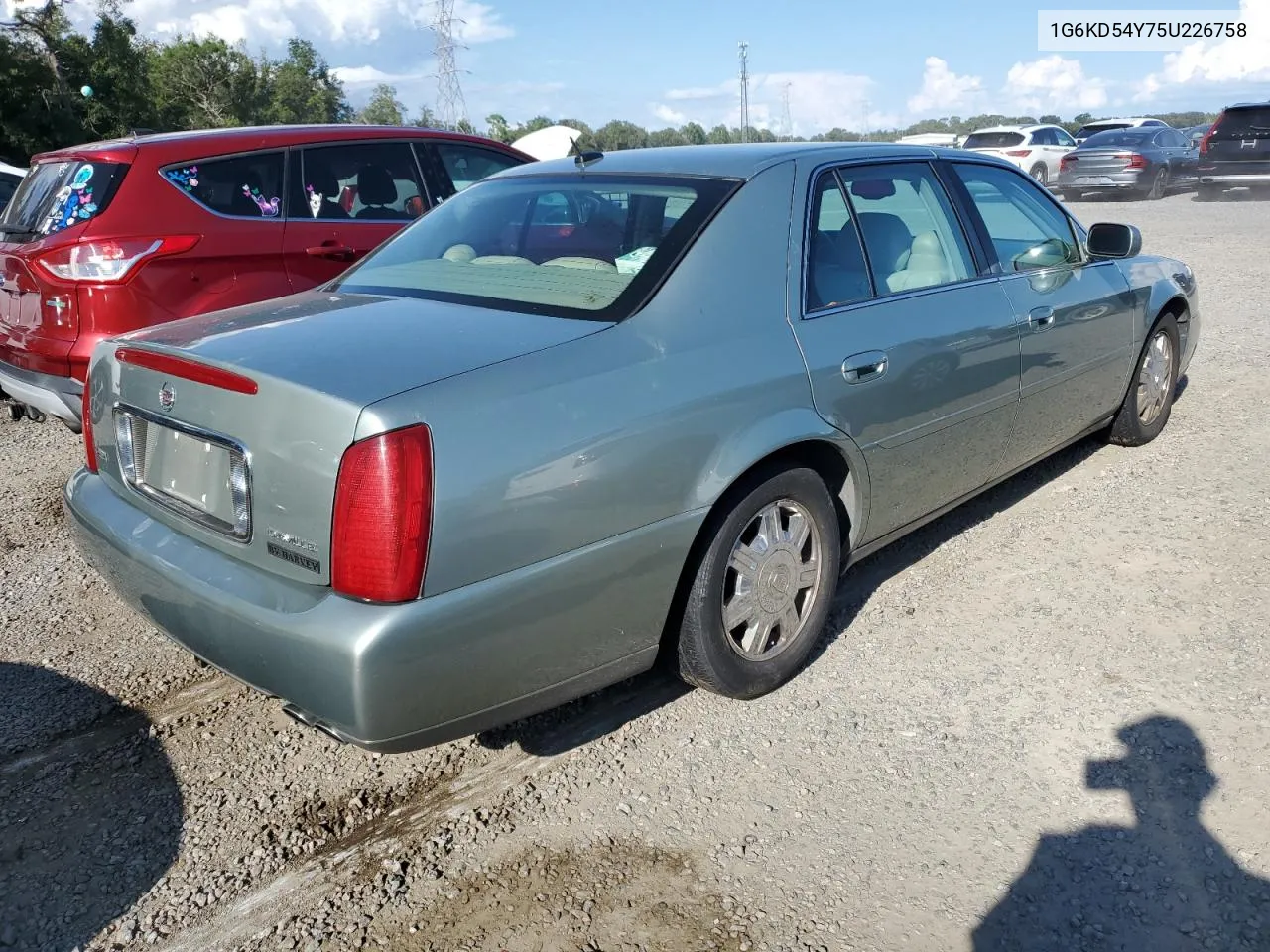 2005 Cadillac Deville VIN: 1G6KD54Y75U226758 Lot: 73821774