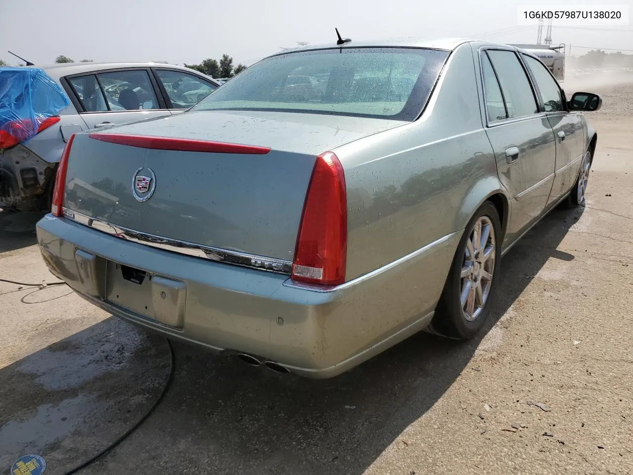 2007 Cadillac Dts VIN: 1G6KD57987U138020 Lot: 70678514