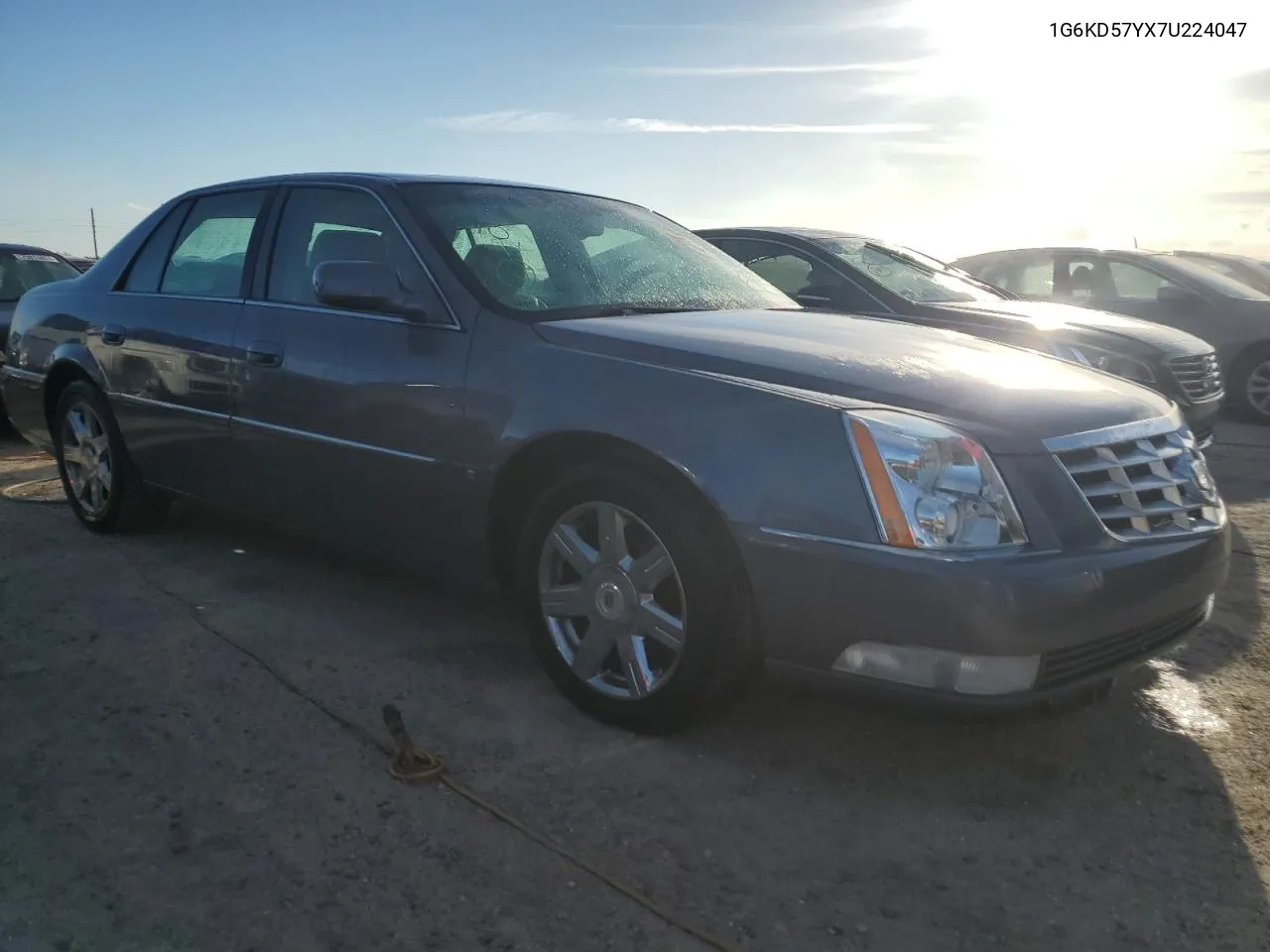 2007 Cadillac Dts VIN: 1G6KD57YX7U224047 Lot: 74922694