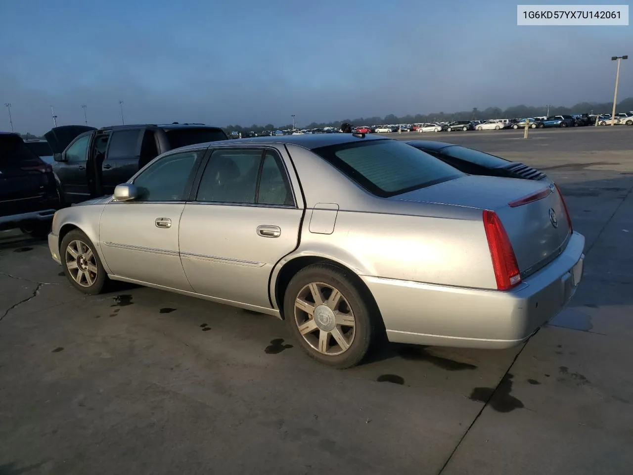 2007 Cadillac Dts VIN: 1G6KD57YX7U142061 Lot: 75185284