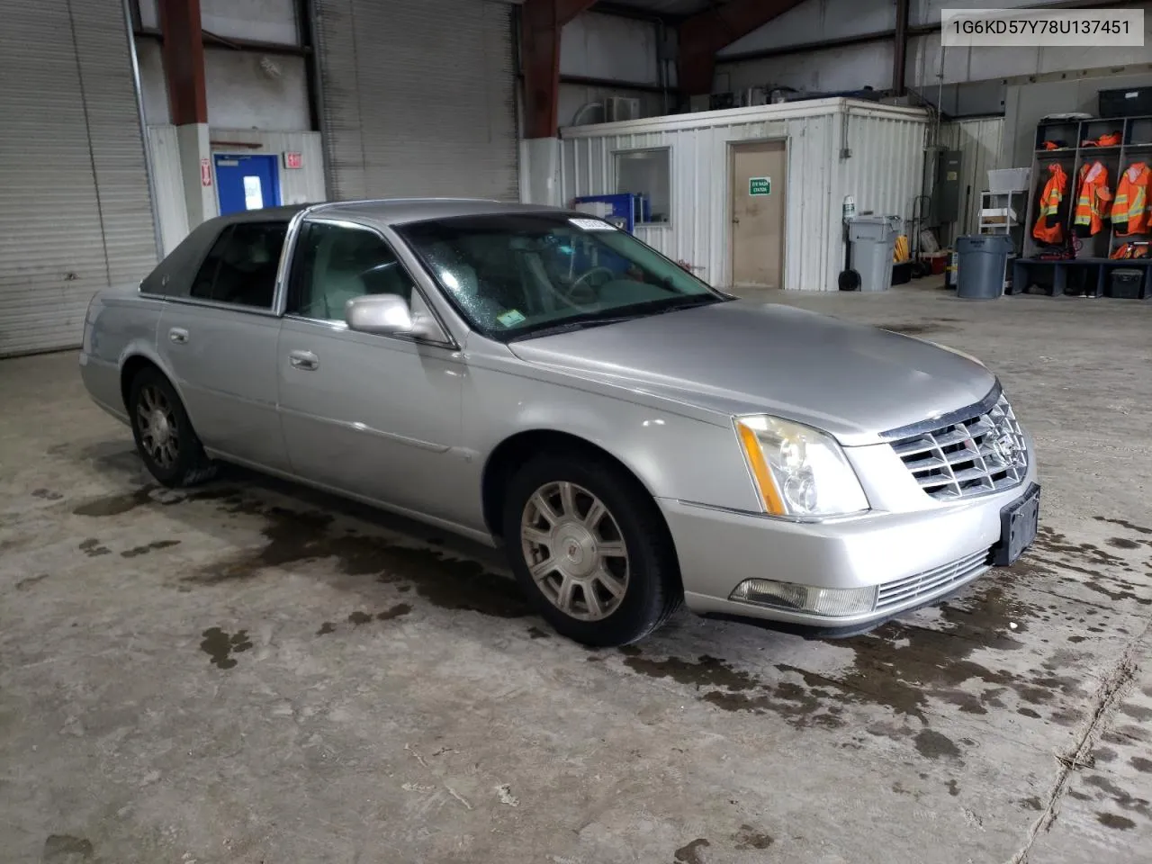 2008 Cadillac Dts VIN: 1G6KD57Y78U137451 Lot: 72512194