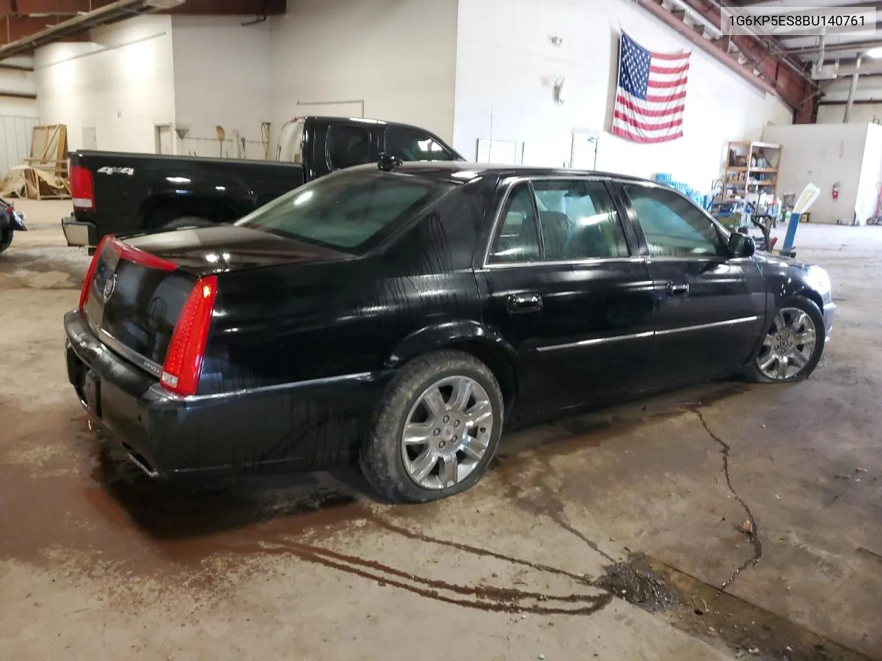 2011 Cadillac Dts Platinum VIN: 1G6KP5ES8BU140761 Lot: 69199954