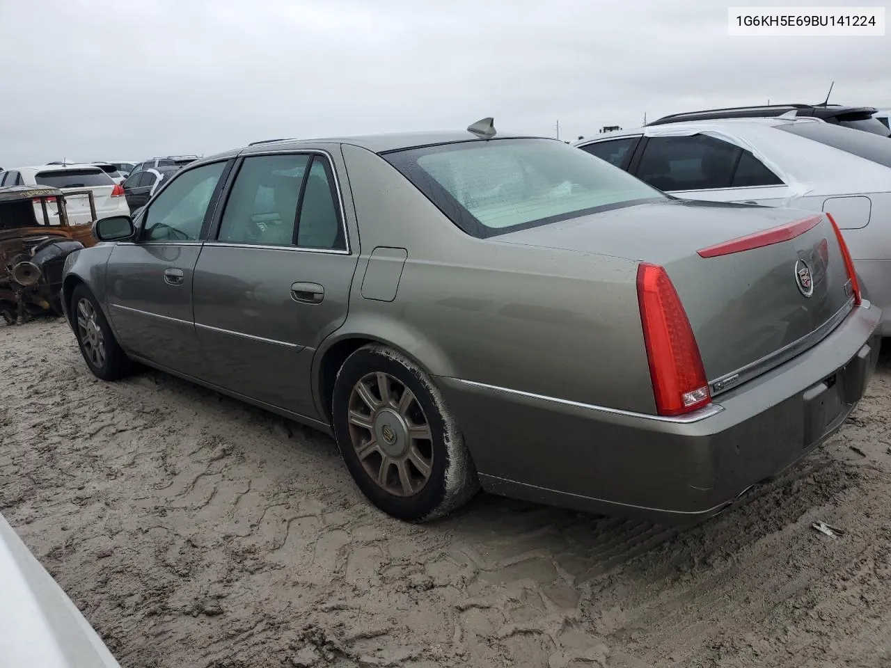 1G6KH5E69BU141224 2011 Cadillac Dts Premium Collection