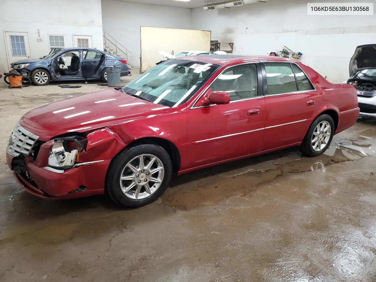 2011 Cadillac Dts Luxury Collection VIN: 1G6KD5E63BU130568 Lot: 76083424