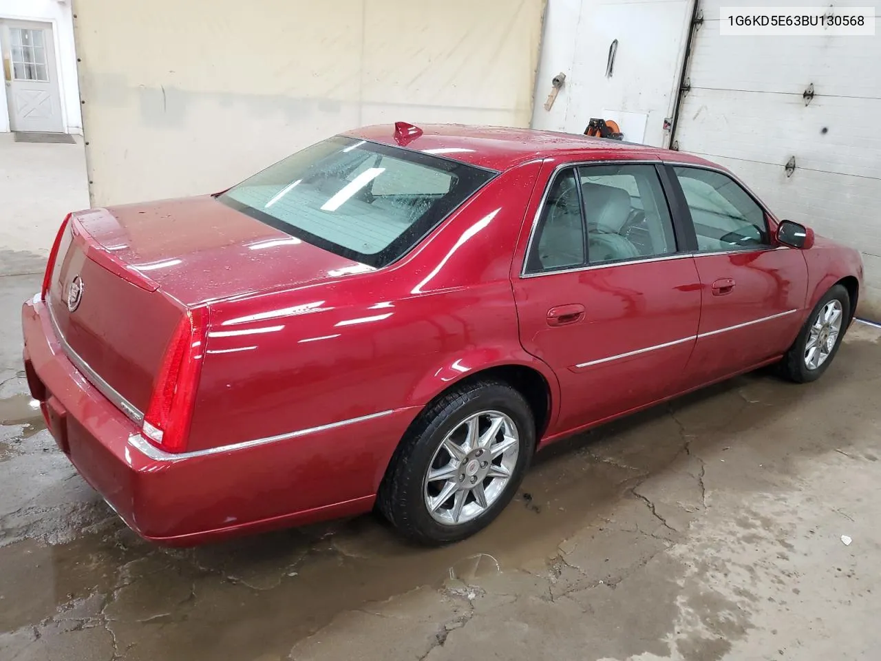 2011 Cadillac Dts Luxury Collection VIN: 1G6KD5E63BU130568 Lot: 76083424