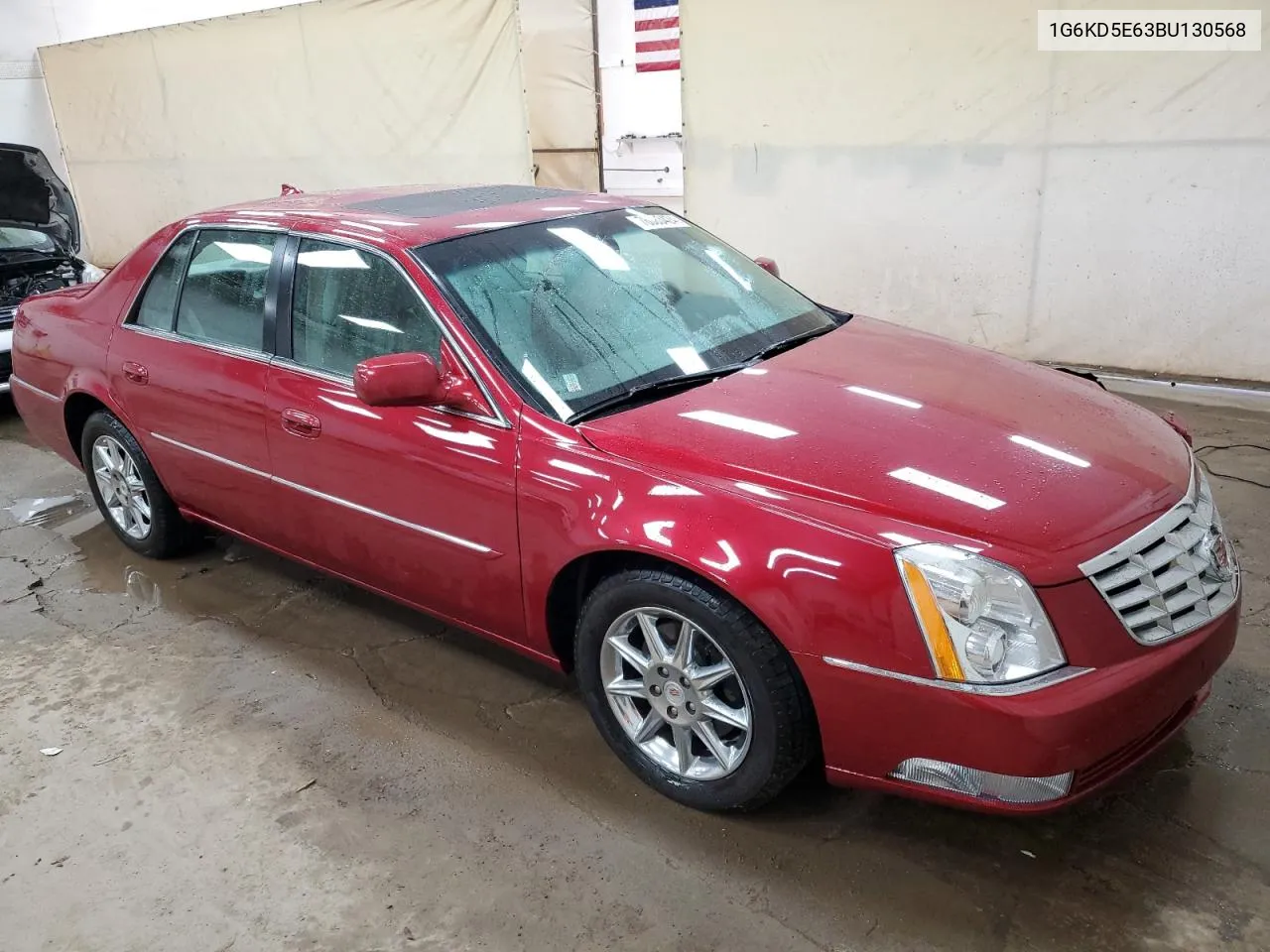 2011 Cadillac Dts Luxury Collection VIN: 1G6KD5E63BU130568 Lot: 76083424