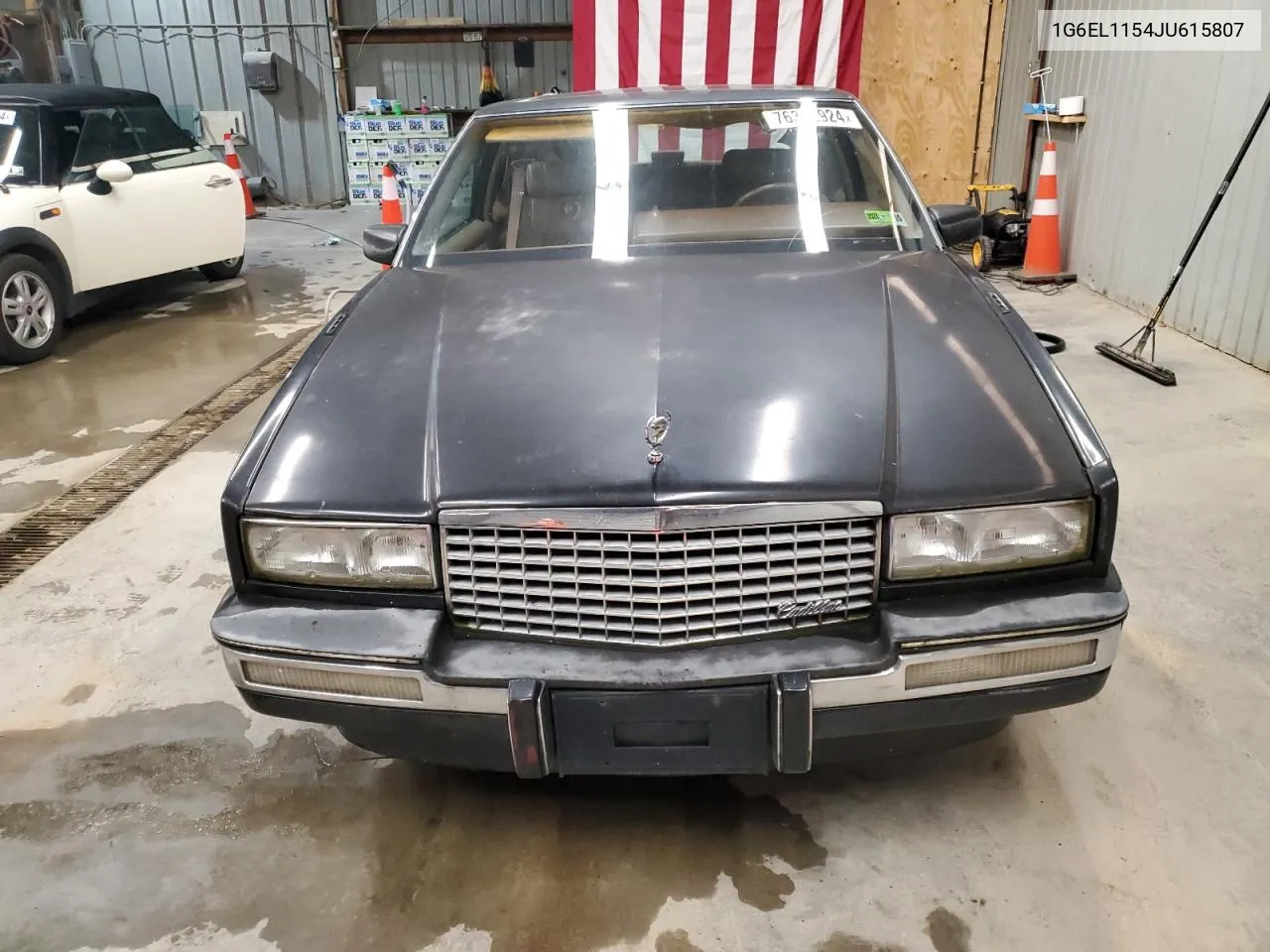 1G6EL1154JU615807 1988 Cadillac Eldorado