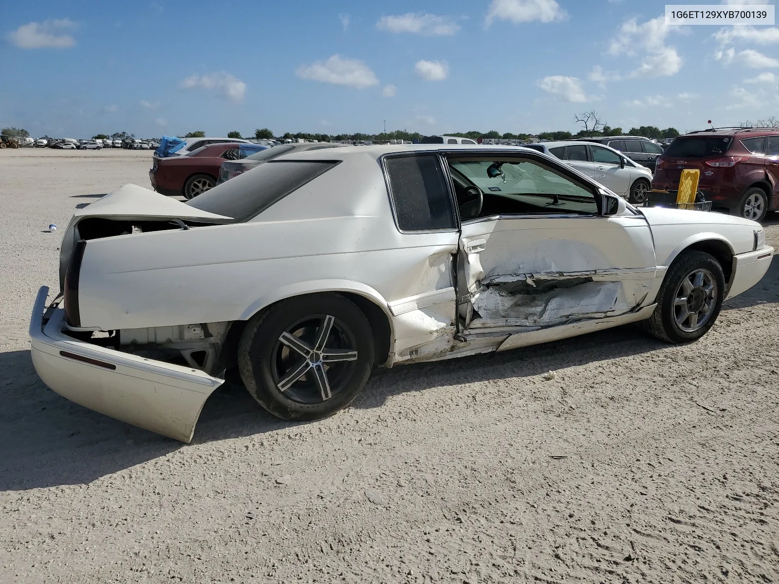 2000 Cadillac Eldorado Touring VIN: 1G6ET129XYB700139 Lot: 67663234