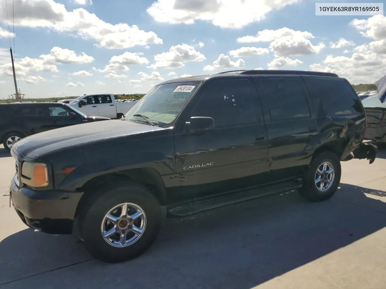 2000 Cadillac Escalade Luxury VIN: 1GYEK63R8YR169505 Lot: 69438104