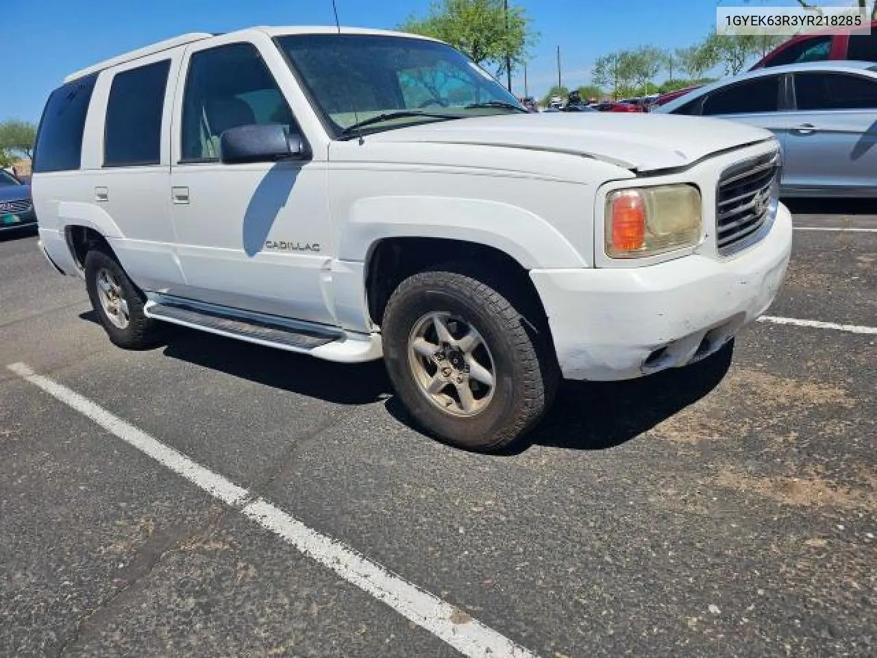 2000 Cadillac Escalade Luxury VIN: 1GYEK63R3YR218285 Lot: 77915654