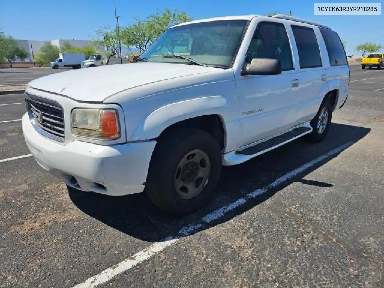 2000 Cadillac Escalade Luxury VIN: 1GYEK63R3YR218285 Lot: 77915654