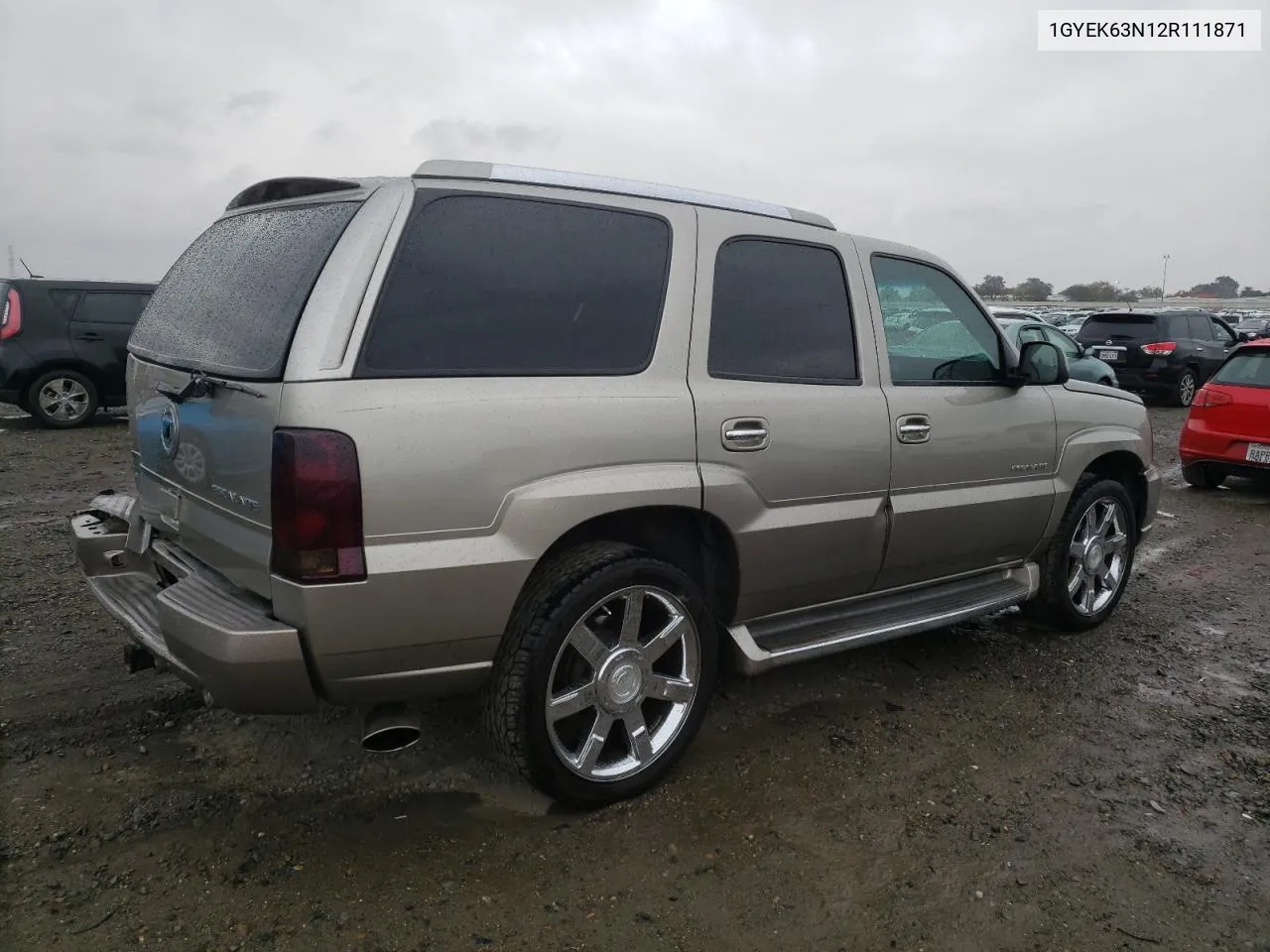 2002 Cadillac Escalade Luxury VIN: 1GYEK63N12R111871 Lot: 79966874