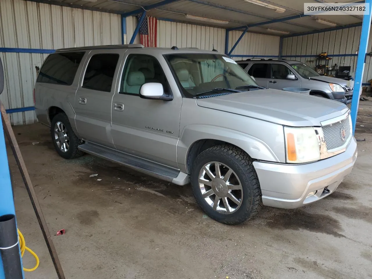 2004 Cadillac Escalade Esv VIN: 3GYFK66N24G327182 Lot: 64390054