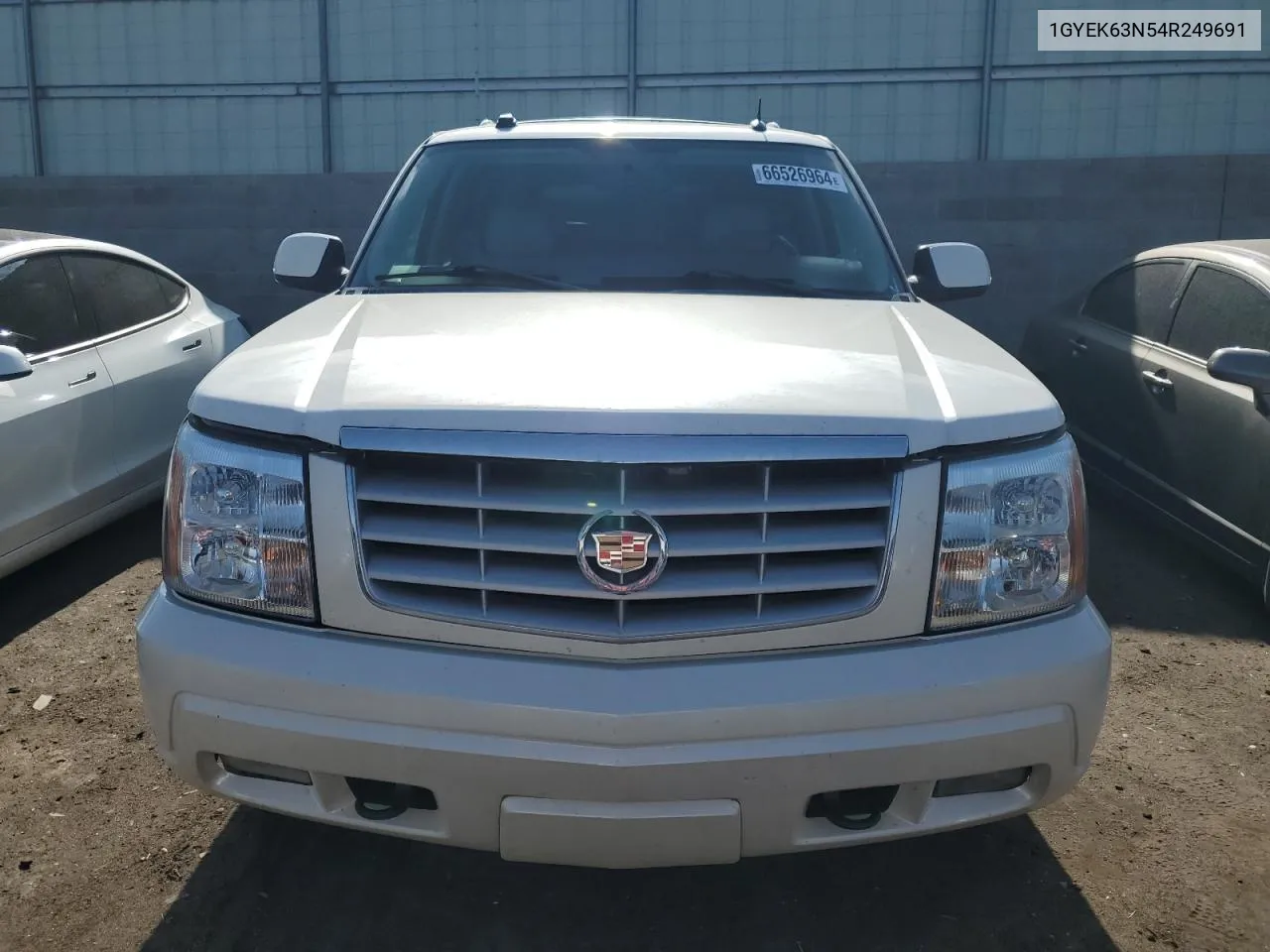 1GYEK63N54R249691 2004 Cadillac Escalade Luxury