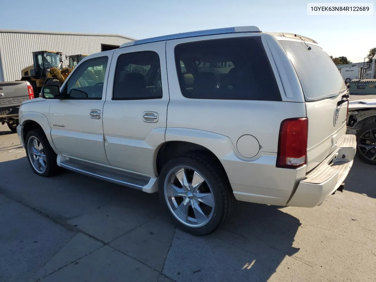 2004 Cadillac Escalade Luxury VIN: 1GYEK63N84R122689 Lot: 70225164