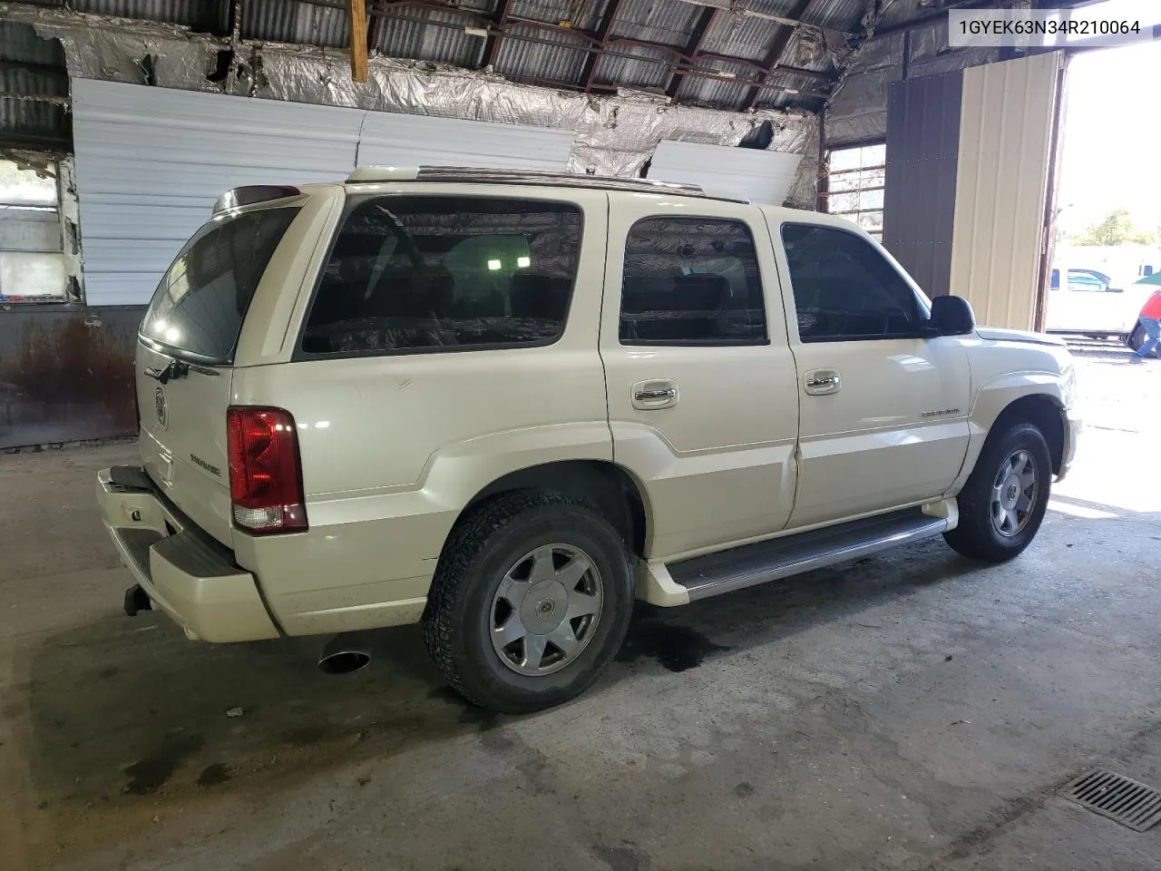 2004 Cadillac Escalade Luxury VIN: 1GYEK63N34R210064 Lot: 72445974